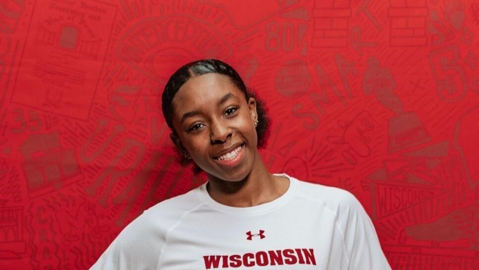 Freshman to forego quest for 2024 Olympics bid to join Wisconsin volleyball